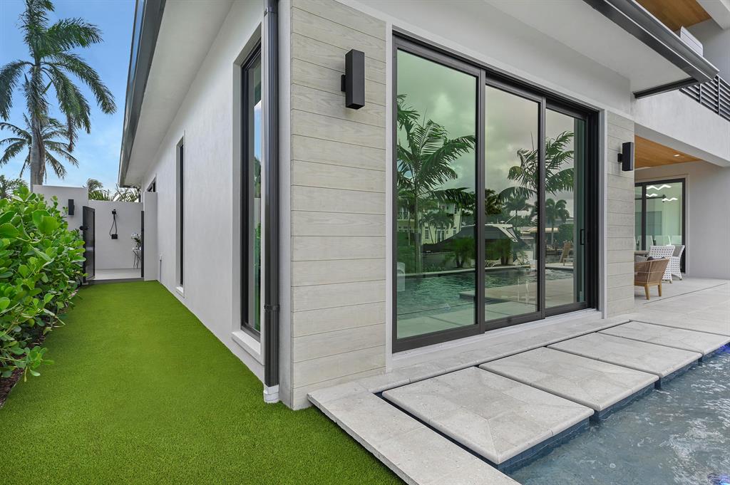 TROPIC ISLE 2ND SEC - Residential