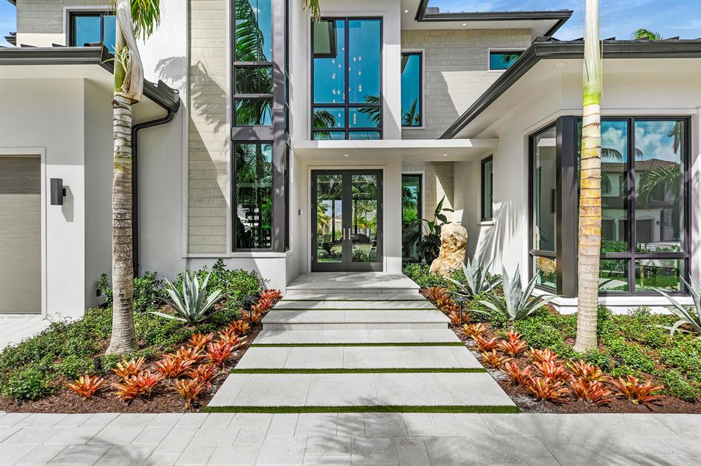 TROPIC ISLE 2ND SEC - Residential