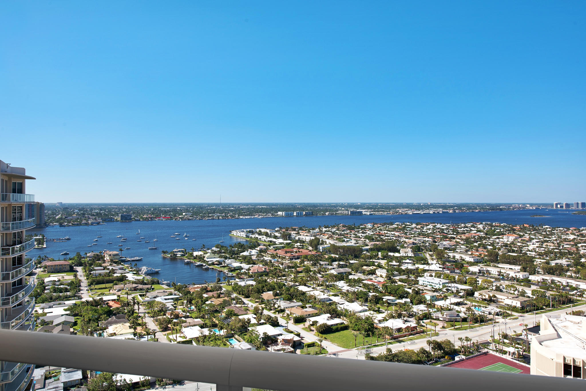 Ritz Carlton Residences - Residential