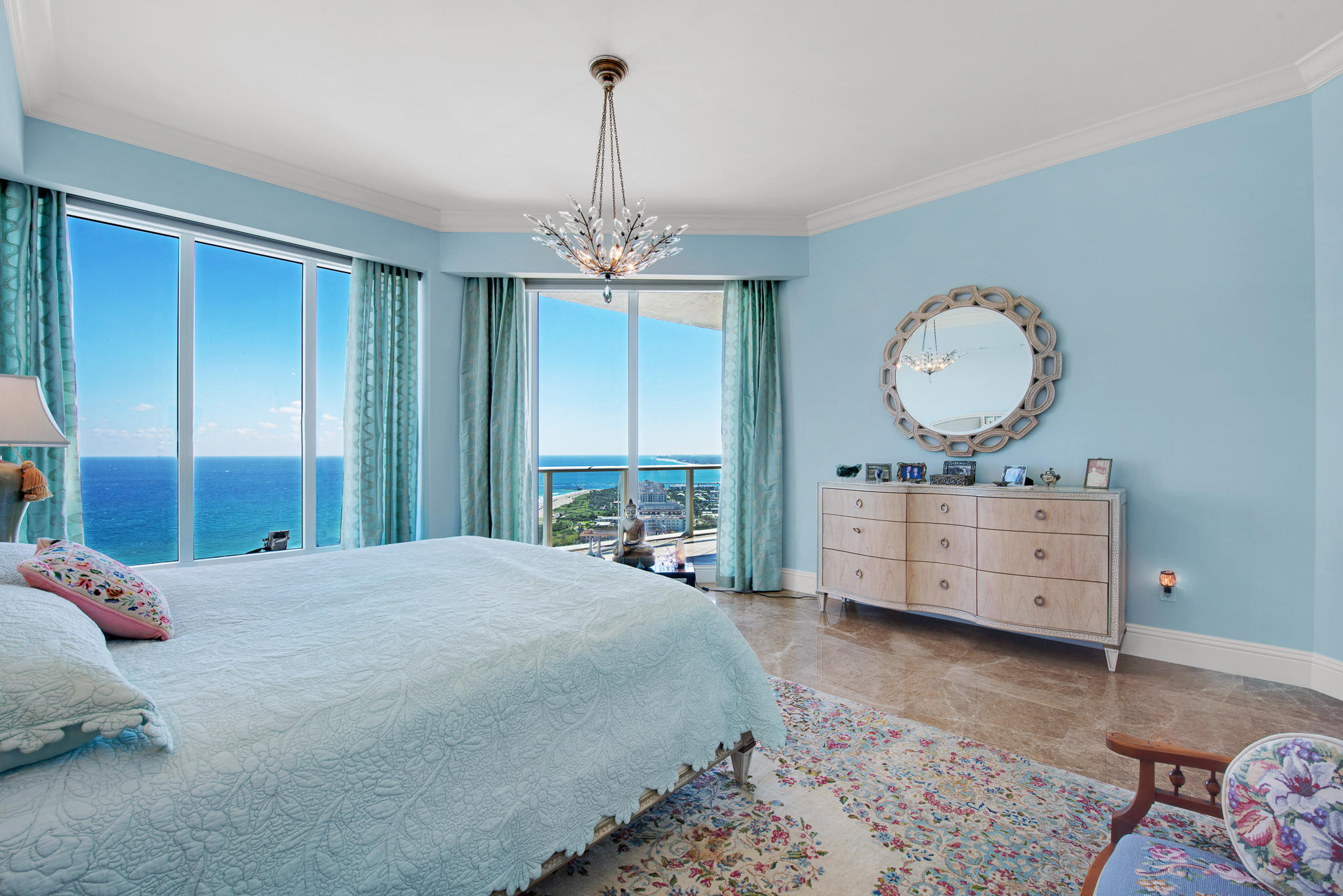 Ritz Carlton Residences - Residential