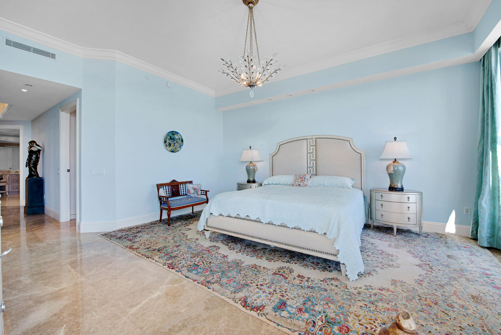 Ritz Carlton Residences - Residential