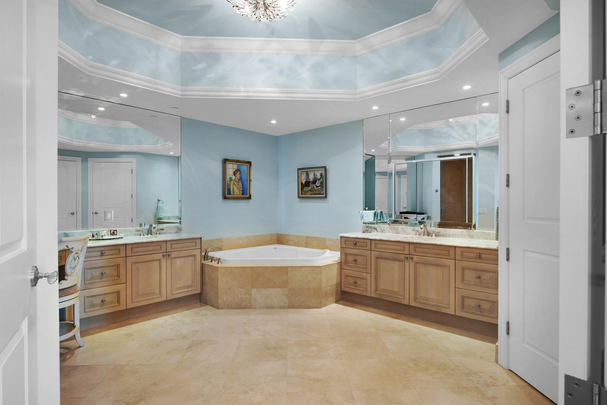 Ritz Carlton Residences - Residential