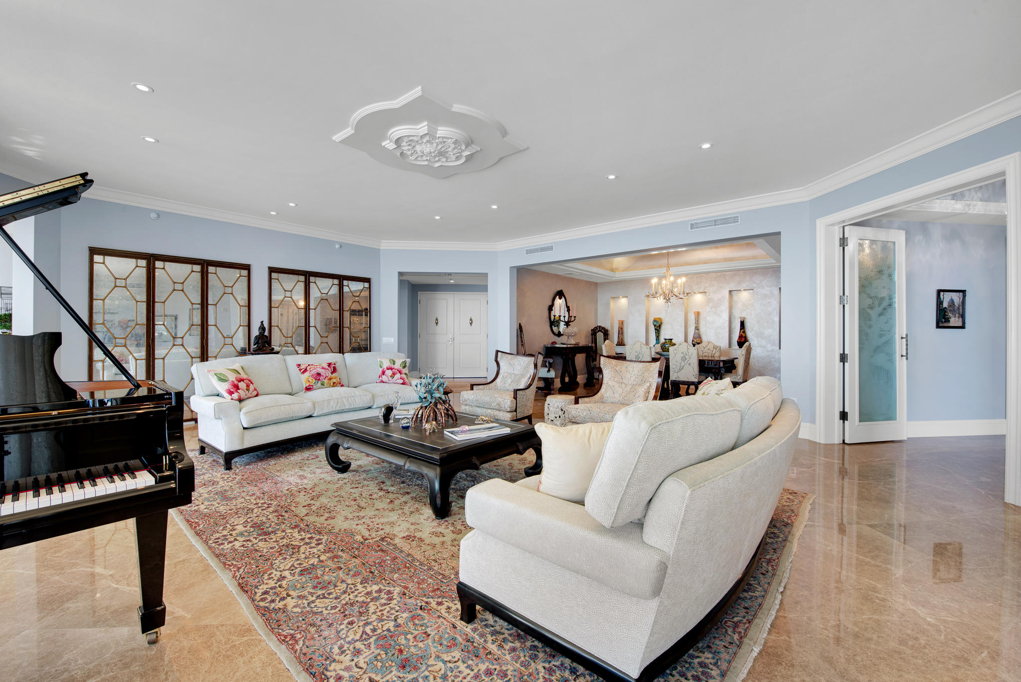 Ritz Carlton Residences - Residential