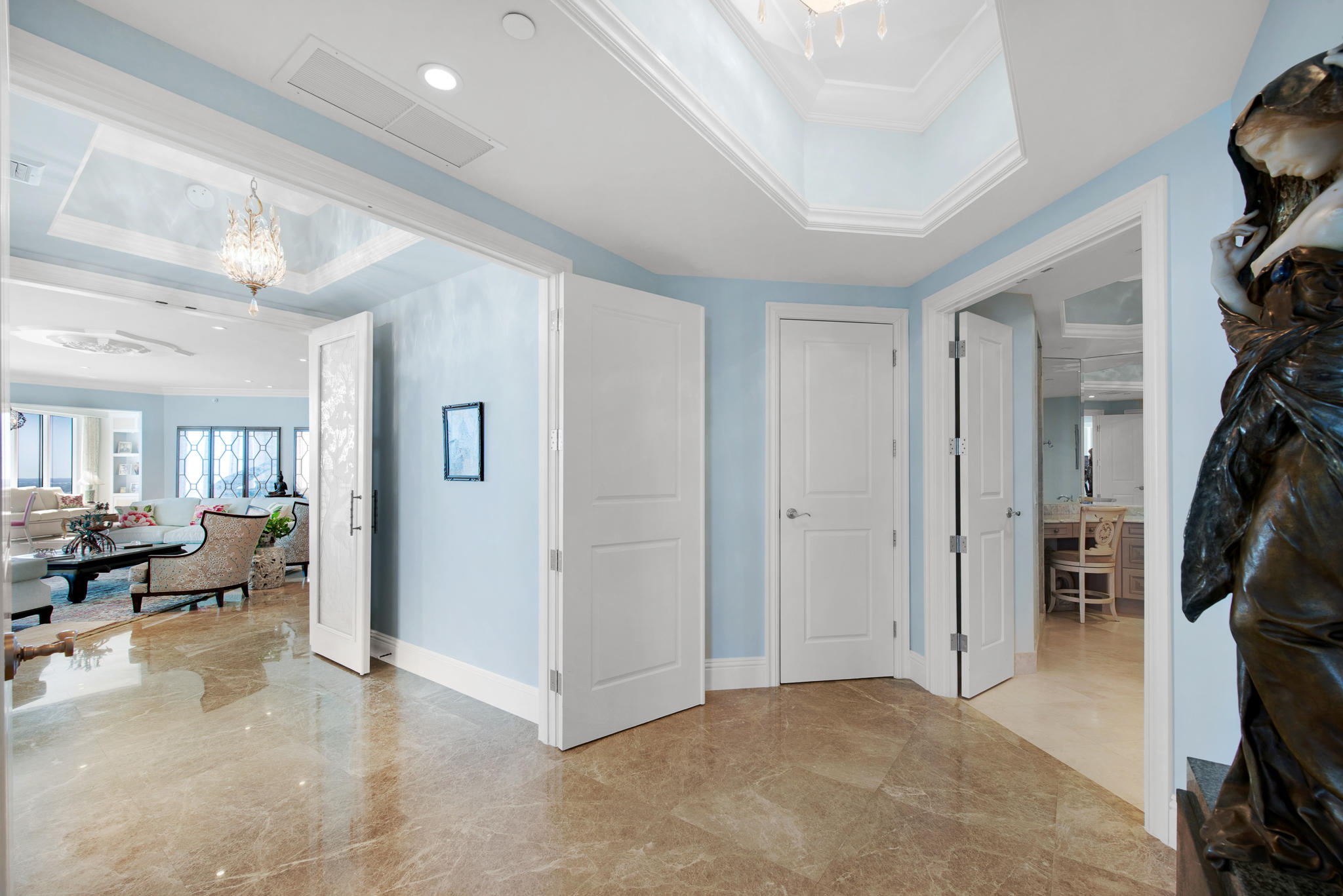 Ritz Carlton Residences - Residential