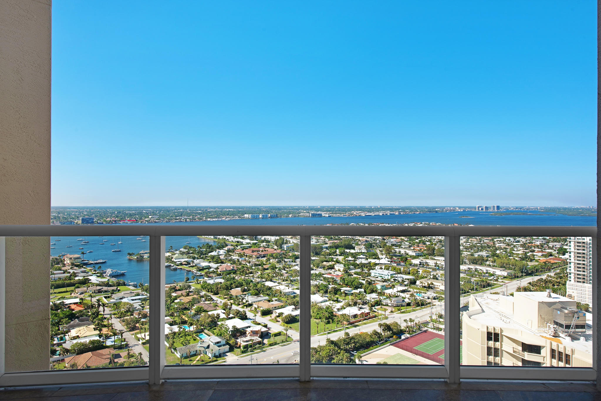 Ritz Carlton Residences - Residential