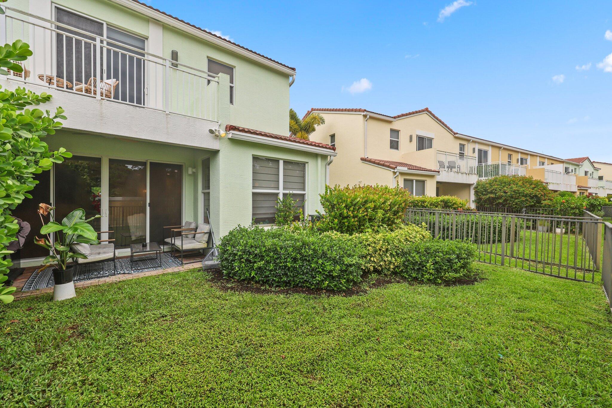 4873 NW 16th Terrace
