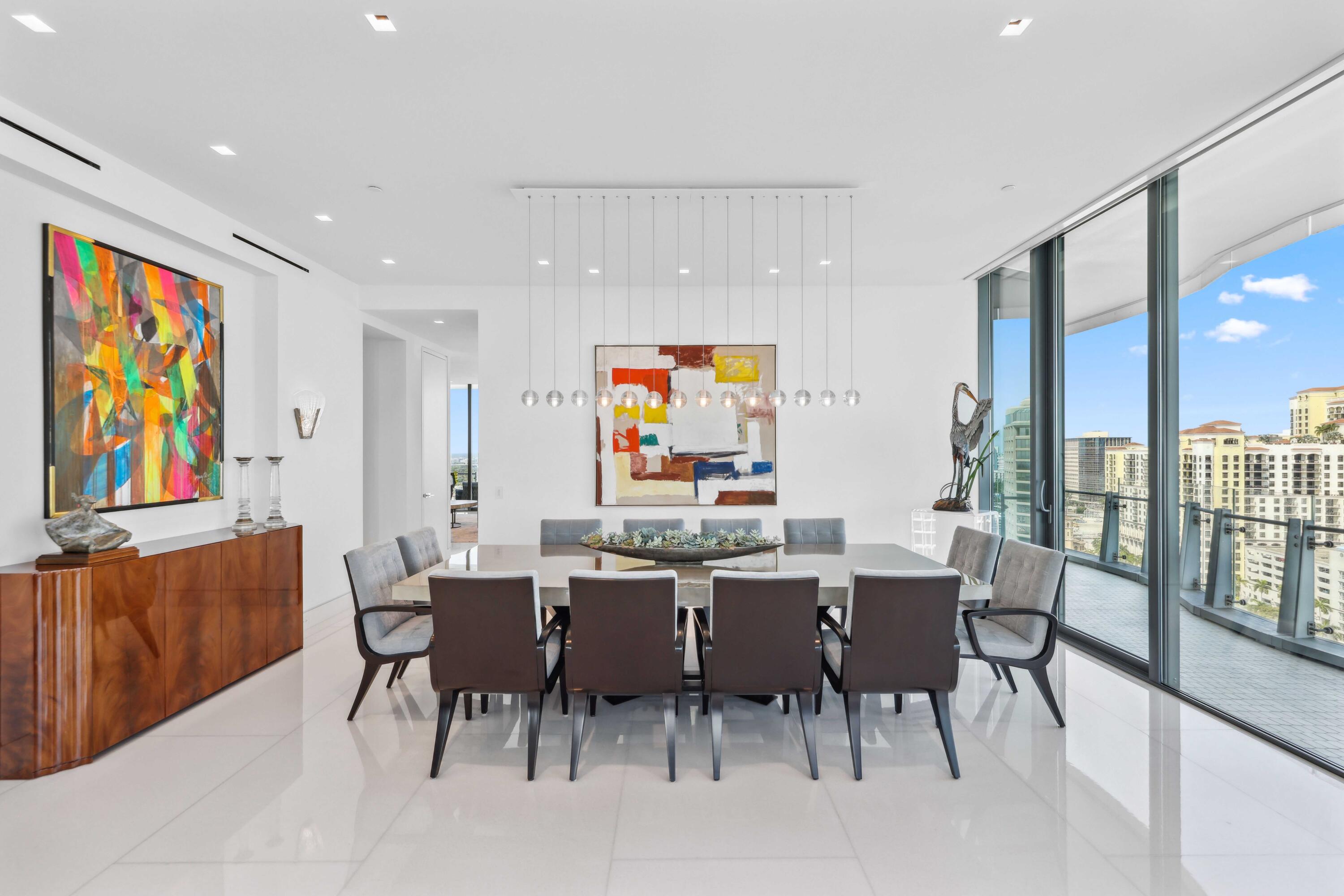 BRISTOL CONDO - Residential