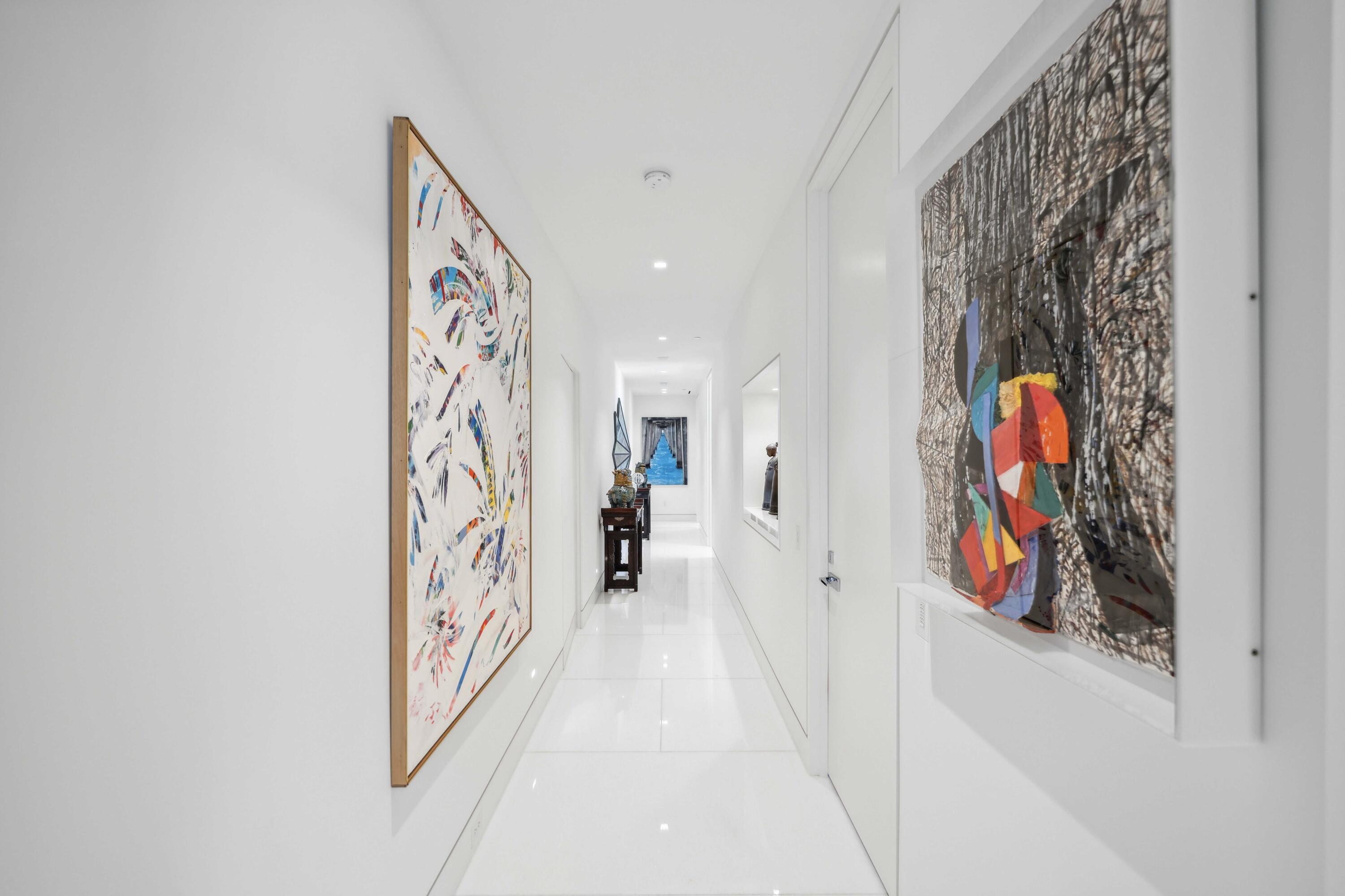 BRISTOL CONDO - Residential