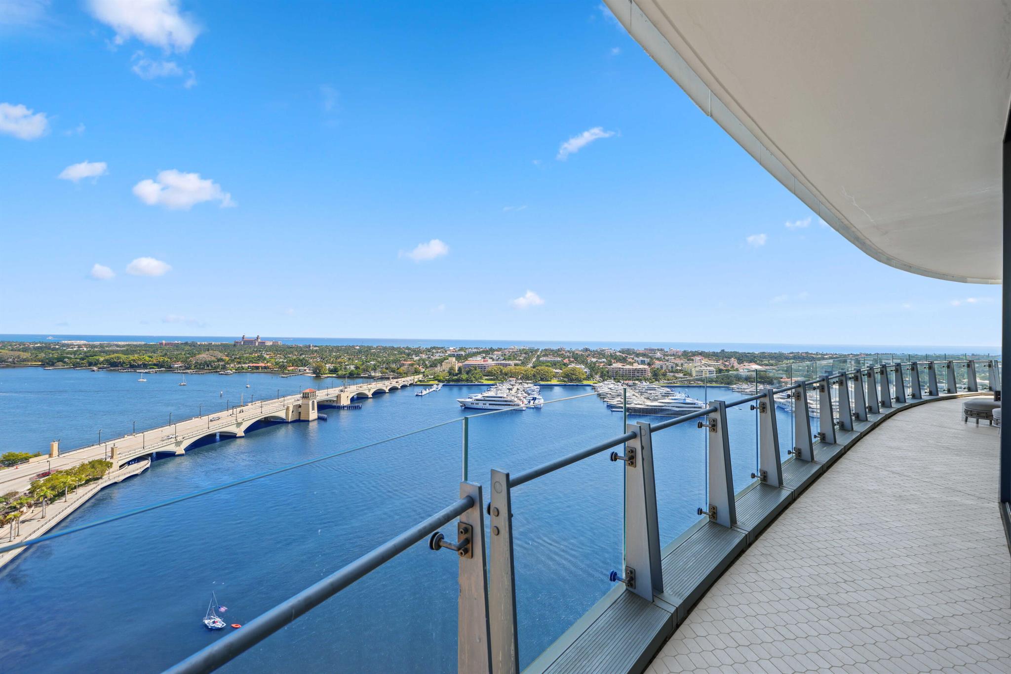 BRISTOL CONDO - Residential