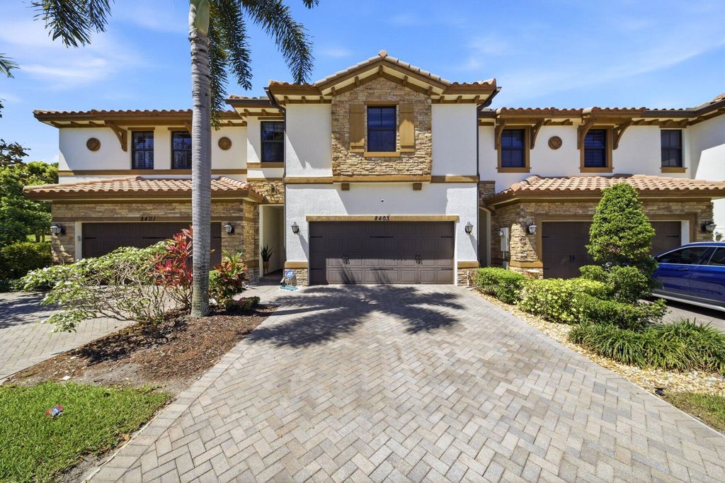 Photo of 8403 Lakeview Trail, Parkland, FL 33076 (MLS # B26010853)