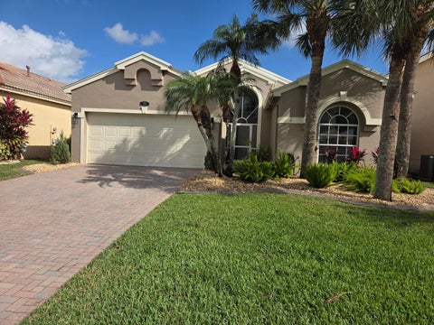 Photo of 1039 SE Westminster Place, Stuart, FL 34997 (MLS # B26067376)