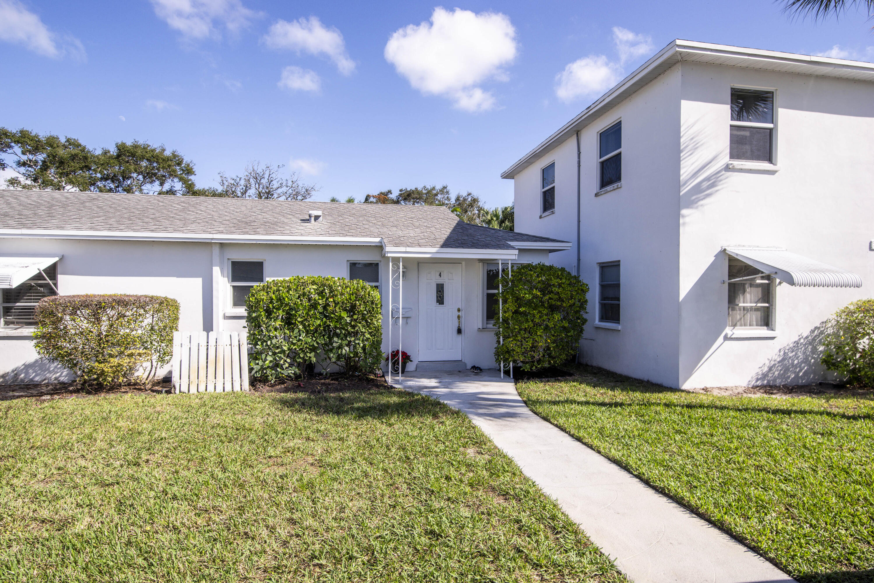 Meridian Condo - Residential