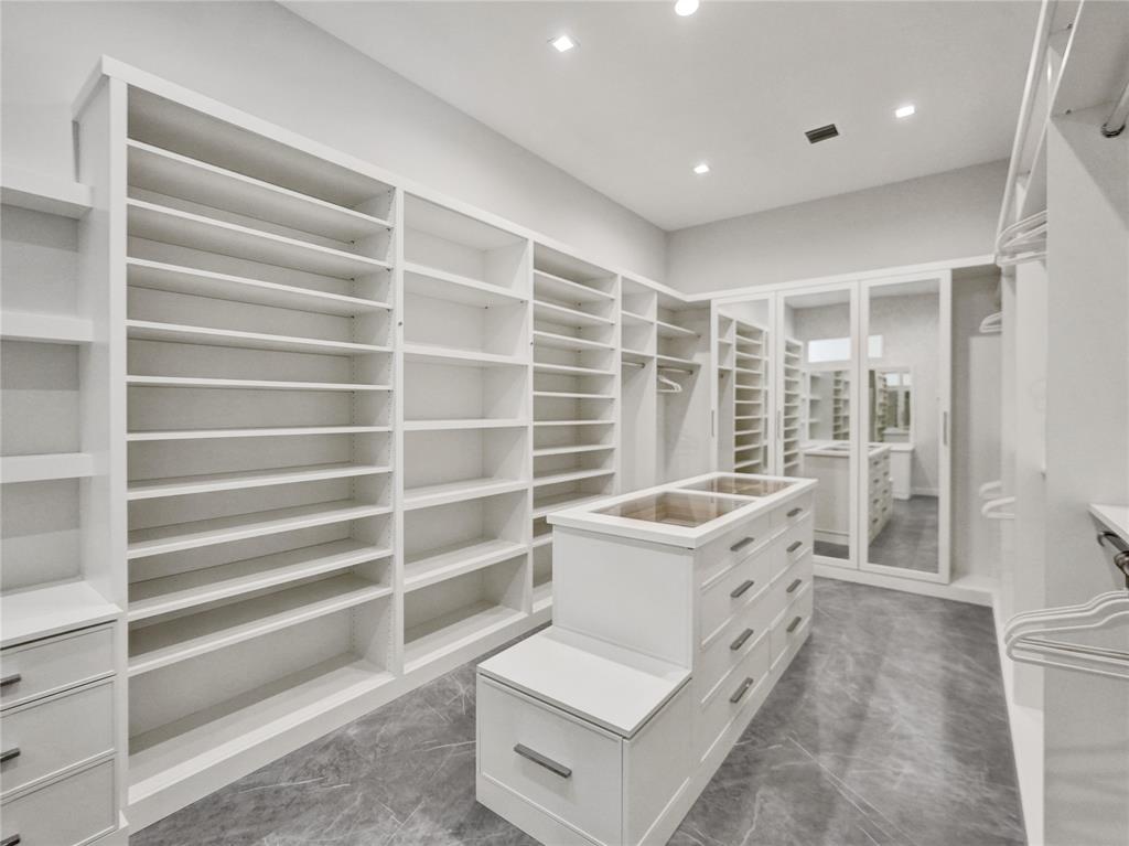 SEA RANCH LAKES - Residential