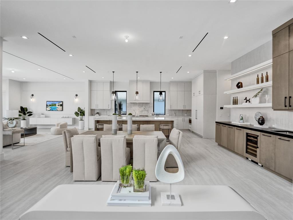 SEA RANCH LAKES - Residential