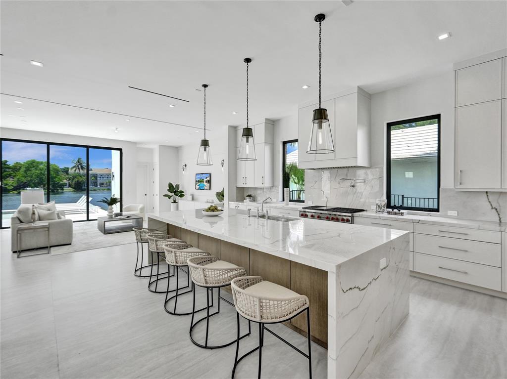 SEA RANCH LAKES - Residential