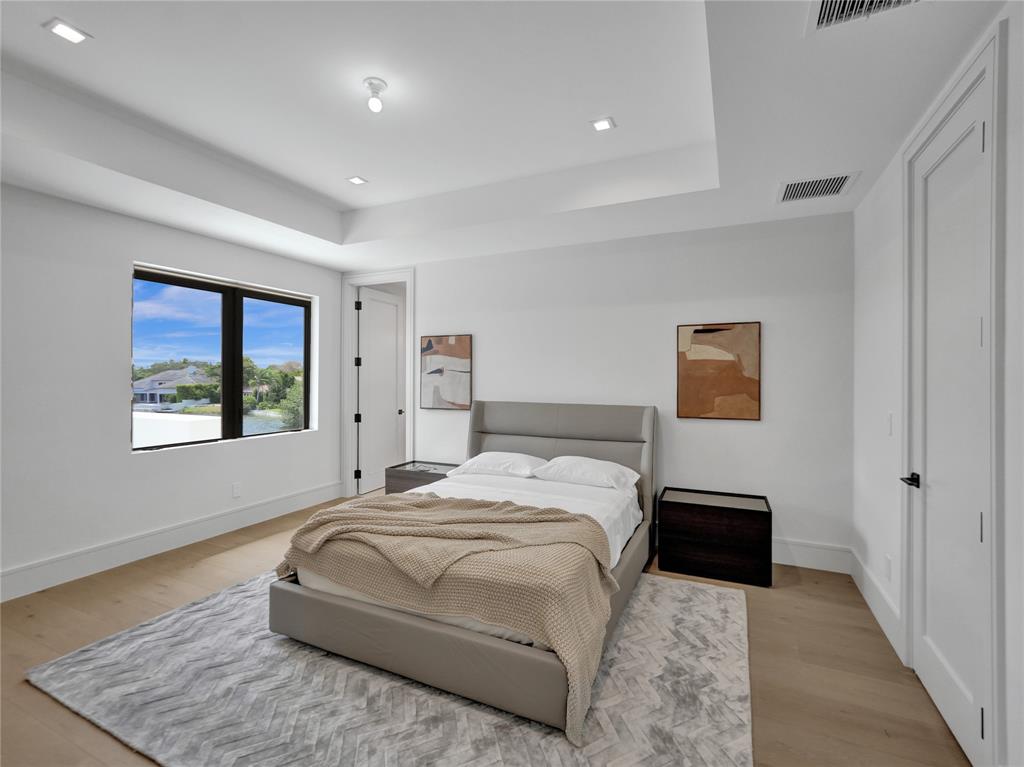 SEA RANCH LAKES - Residential