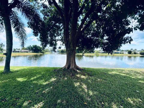 A home in Lake Worth