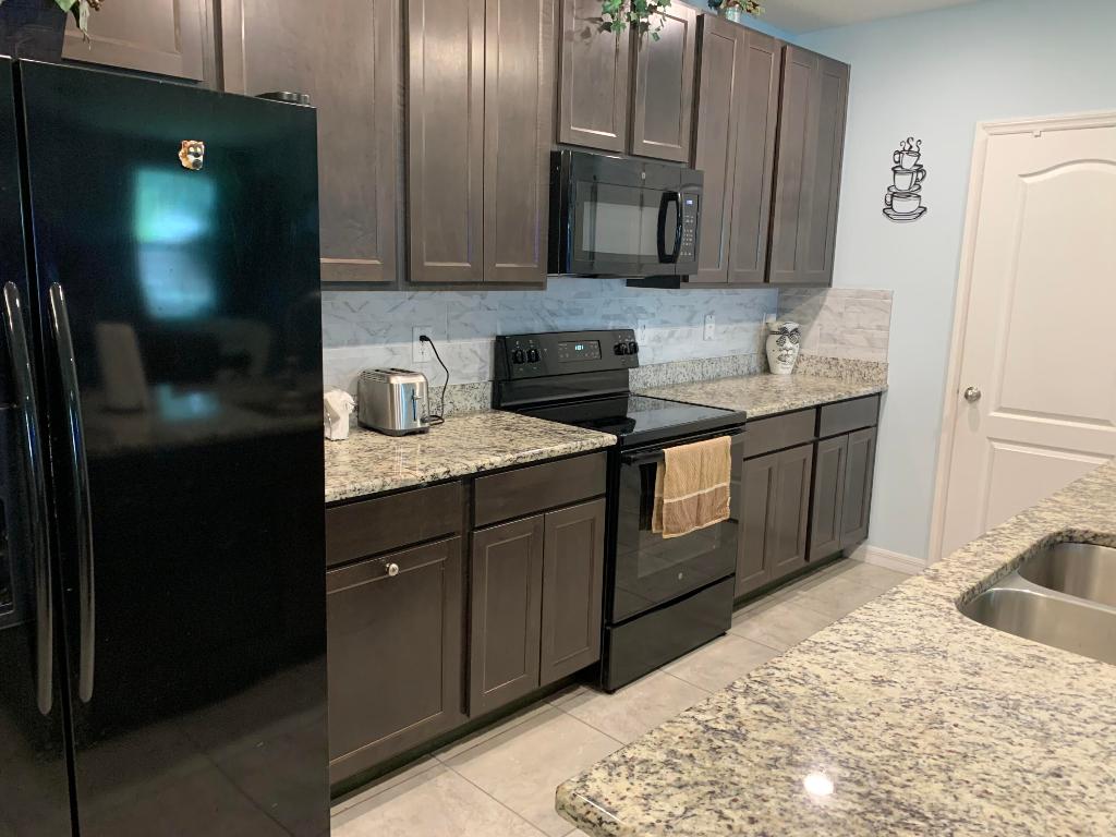 PORT ST LUCIE SECTION 48 1ST REPLAT - Residential