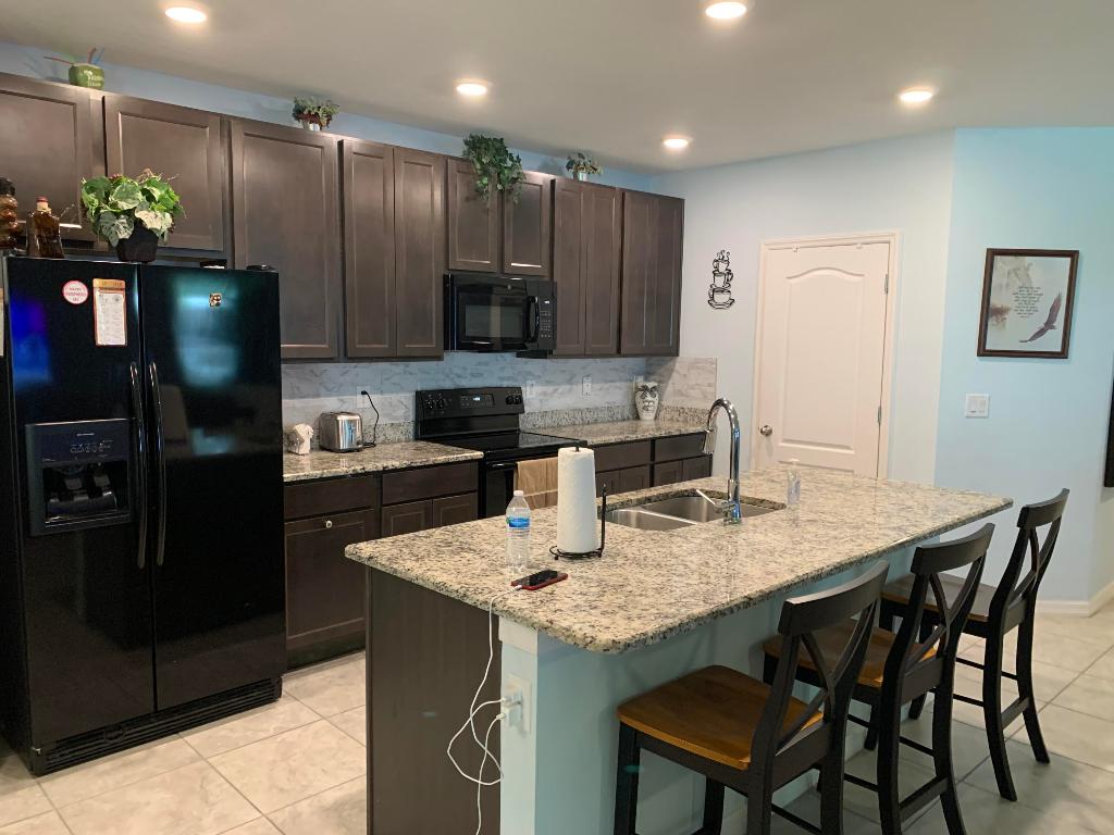 PORT ST LUCIE SECTION 48 1ST REPLAT - Residential