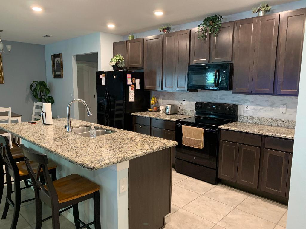 PORT ST LUCIE SECTION 48 1ST REPLAT - Residential