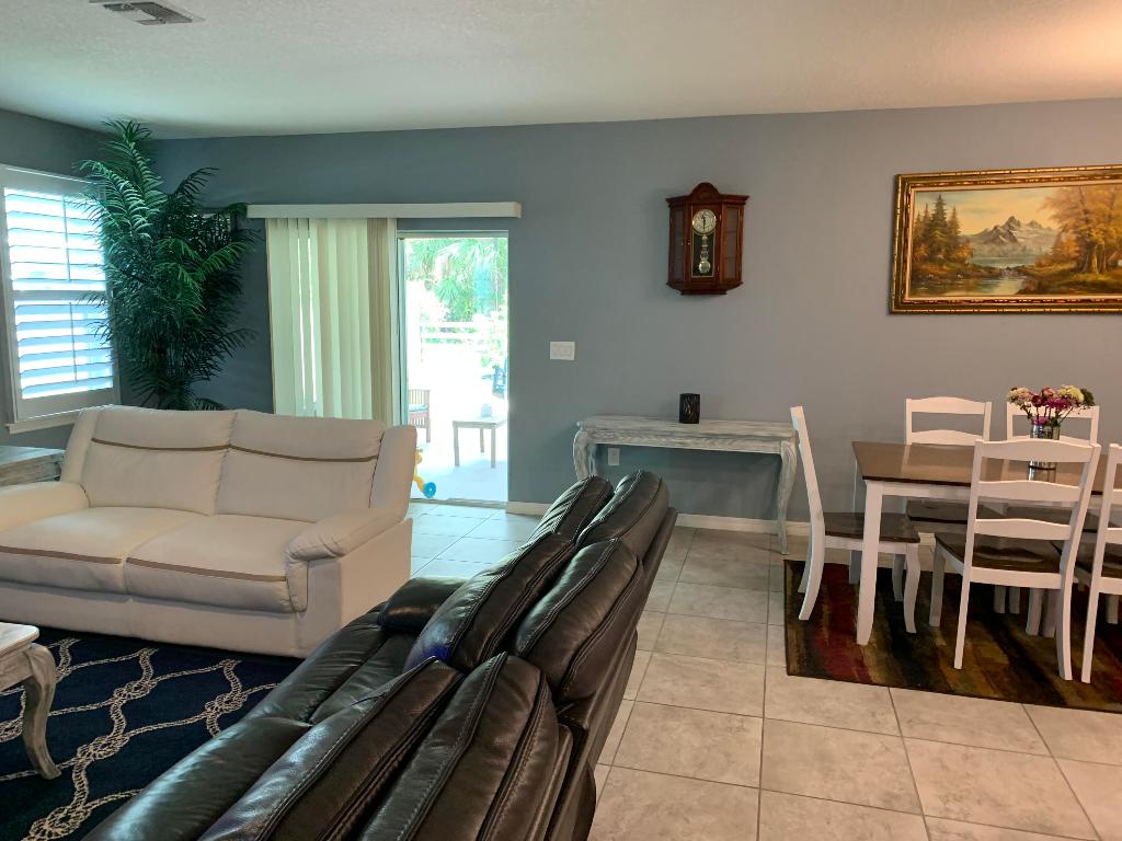 PORT ST LUCIE SECTION 48 1ST REPLAT - Residential