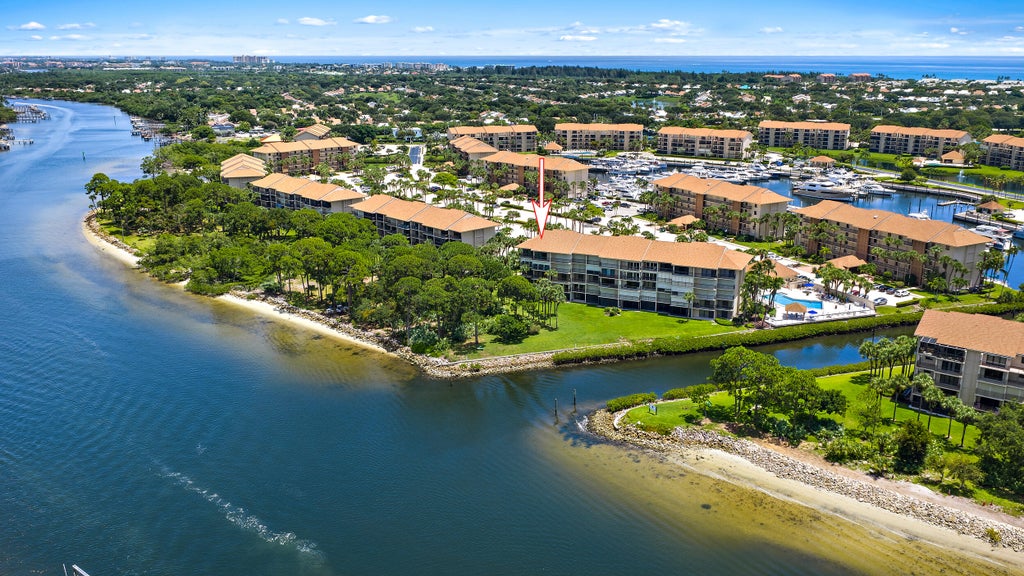 Photo of 2201 Marina Isle Way, Jupiter, FL 33477 (MLS # B26061841)
