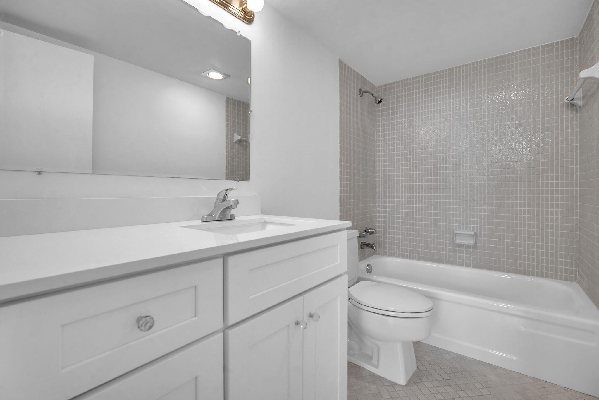 ISLAND CLUB TWO CONDO - Residential