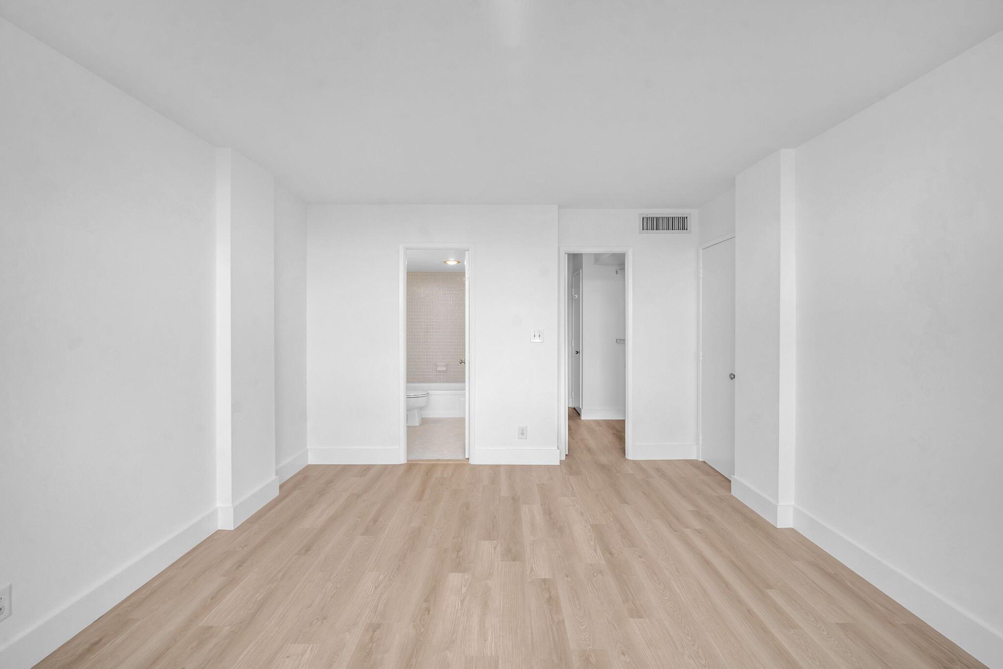 ISLAND CLUB TWO CONDO - Residential