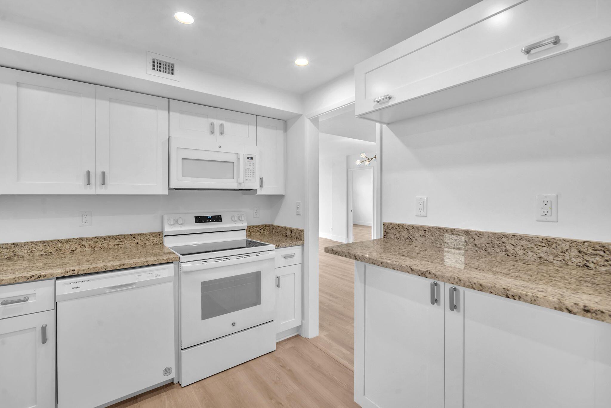 ISLAND CLUB TWO CONDO - Residential