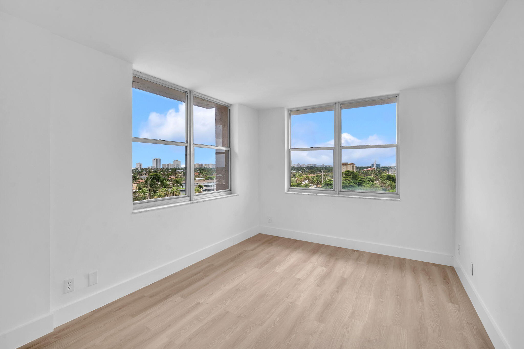 ISLAND CLUB TWO CONDO - Residential