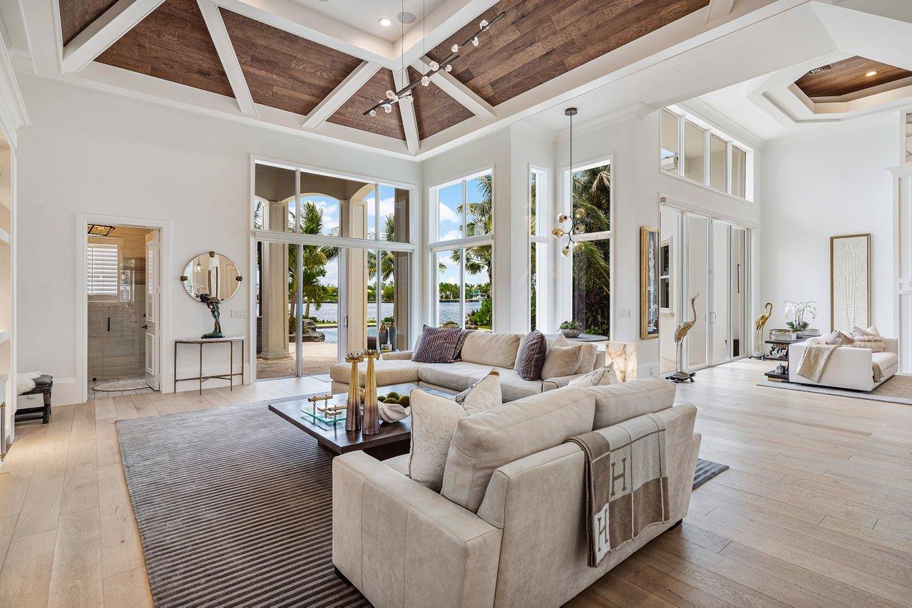 CAPTAINS KEY - Residential