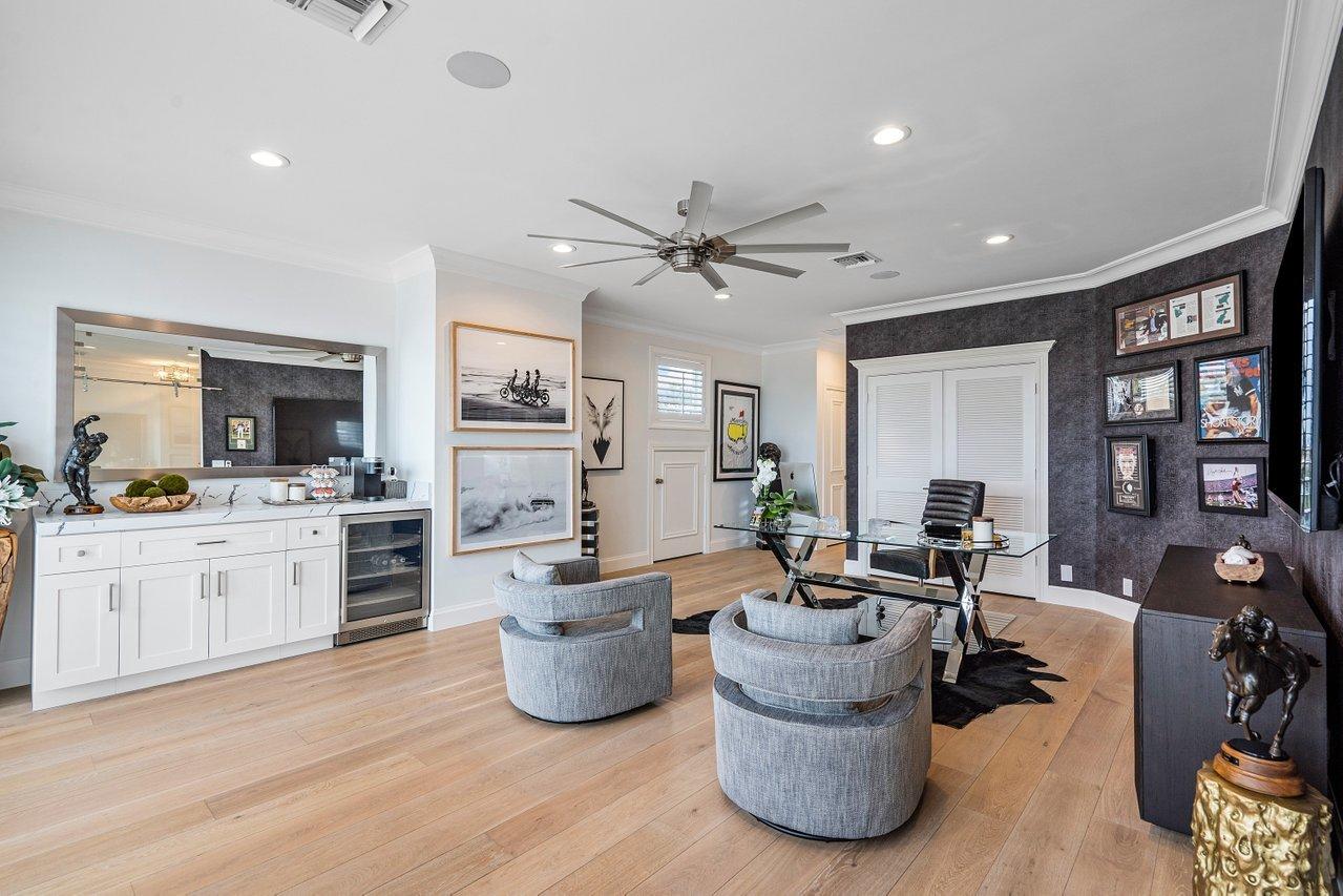 CAPTAINS KEY - Residential