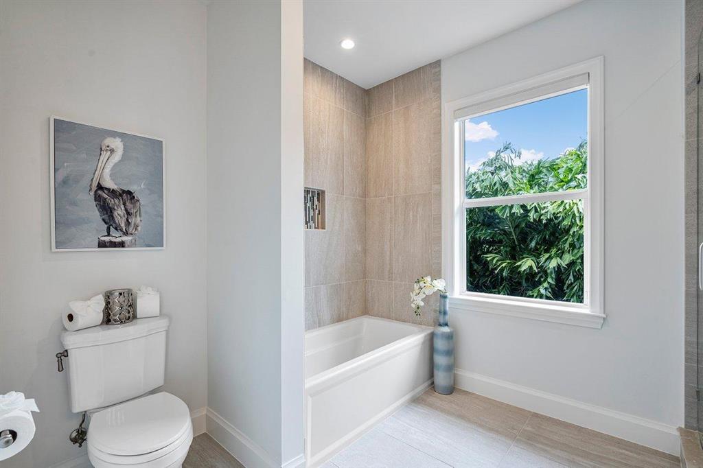 CAPTAINS KEY - Residential