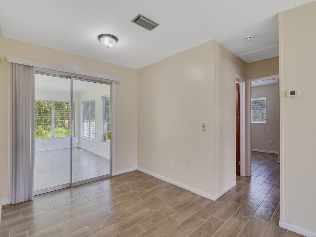 LAKEWOOD PARK UNIT 5 - Residential Lease