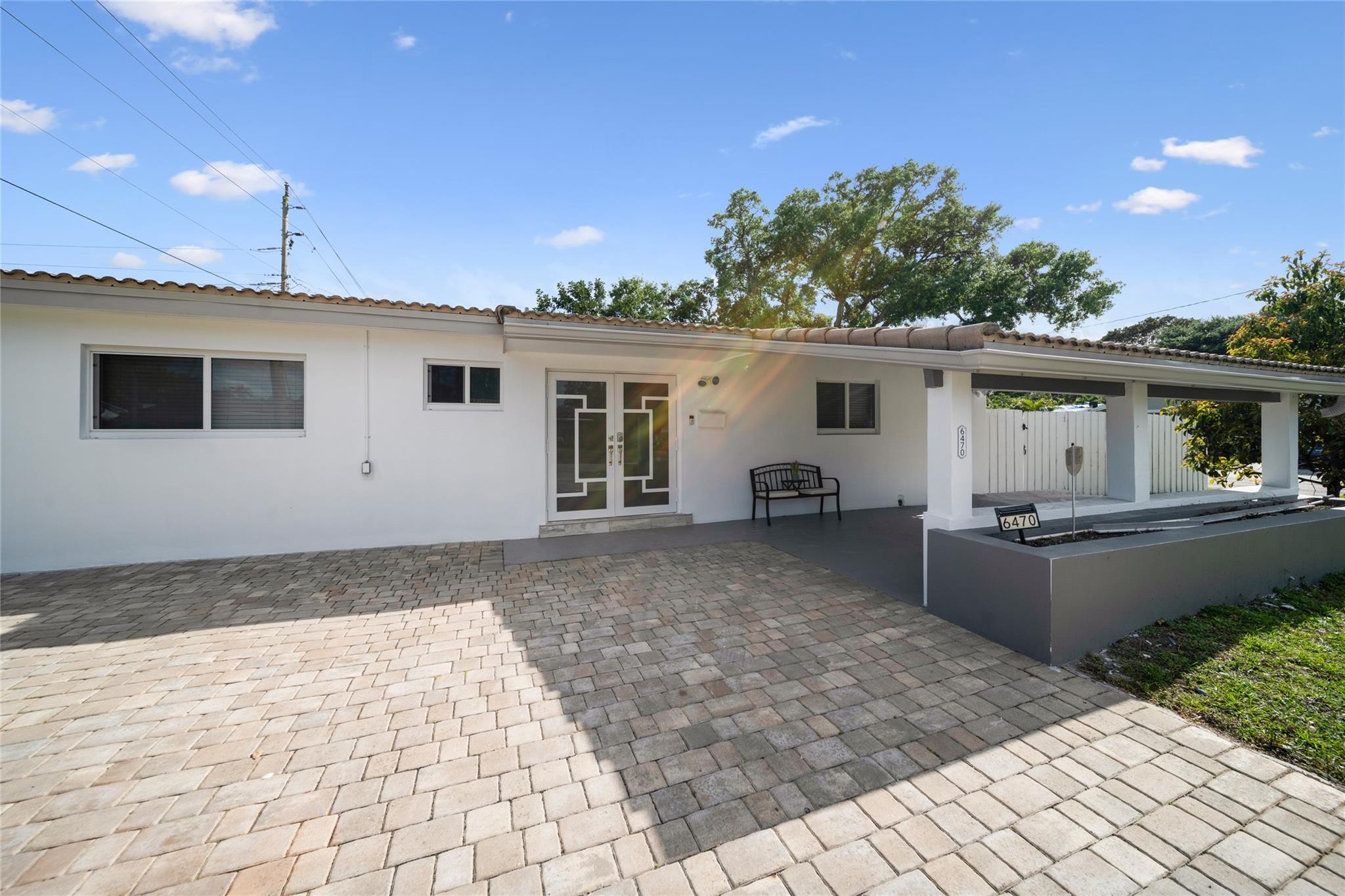 6470 Franklin St 6470