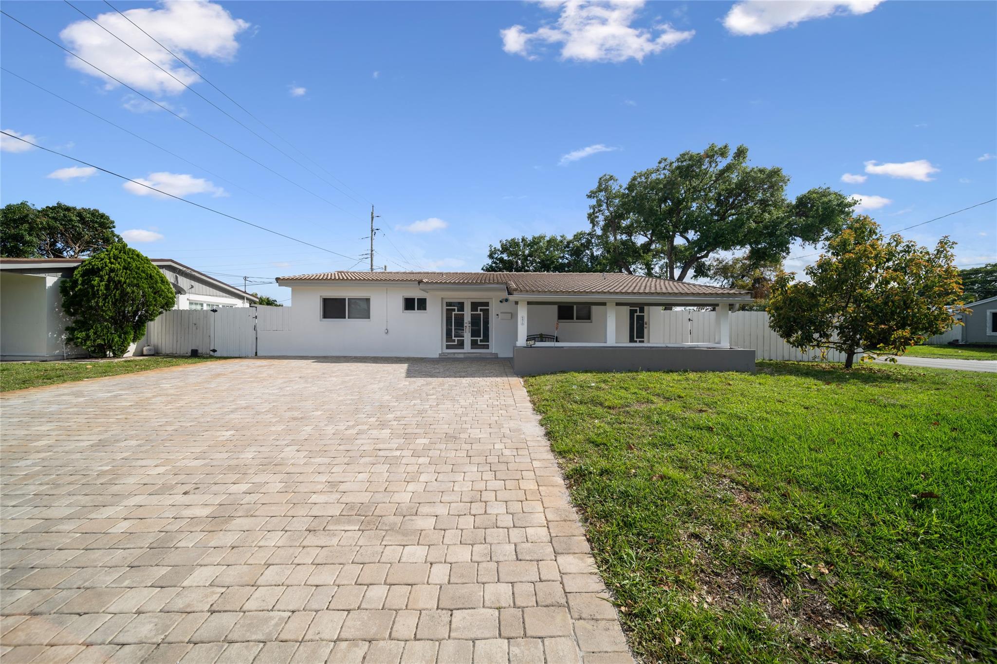 6470 Franklin St 6470
