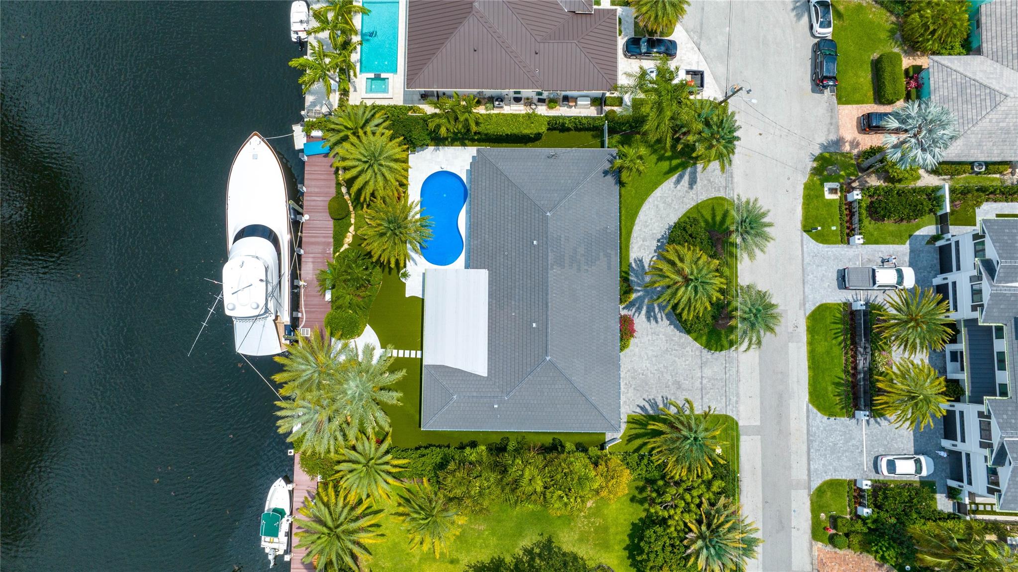 Lighthouse Point 4th Sec - Residential