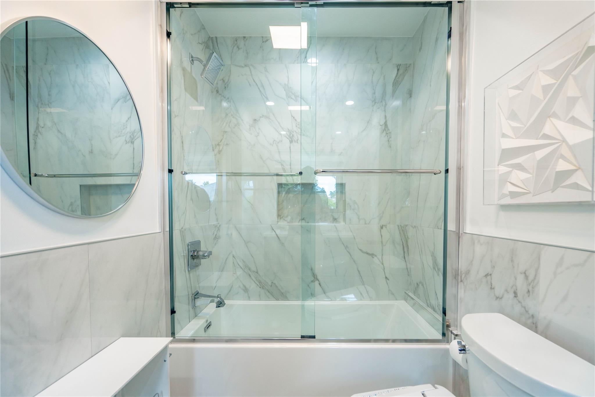 Lighthouse Point 4th Sec - Residential