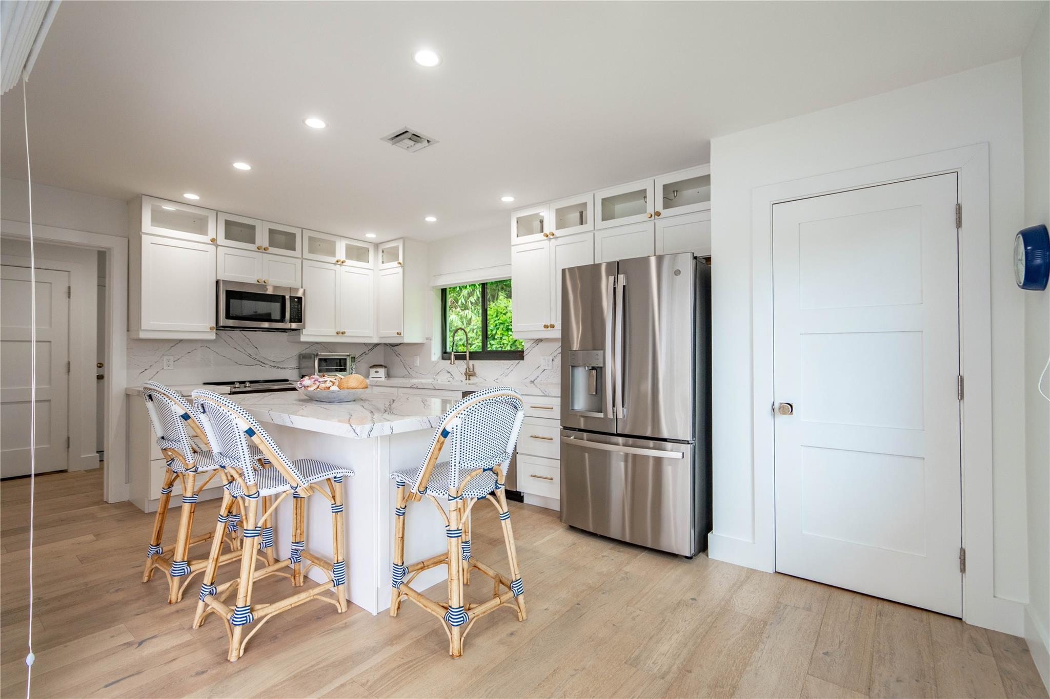 Lighthouse Point 4th Sec - Residential