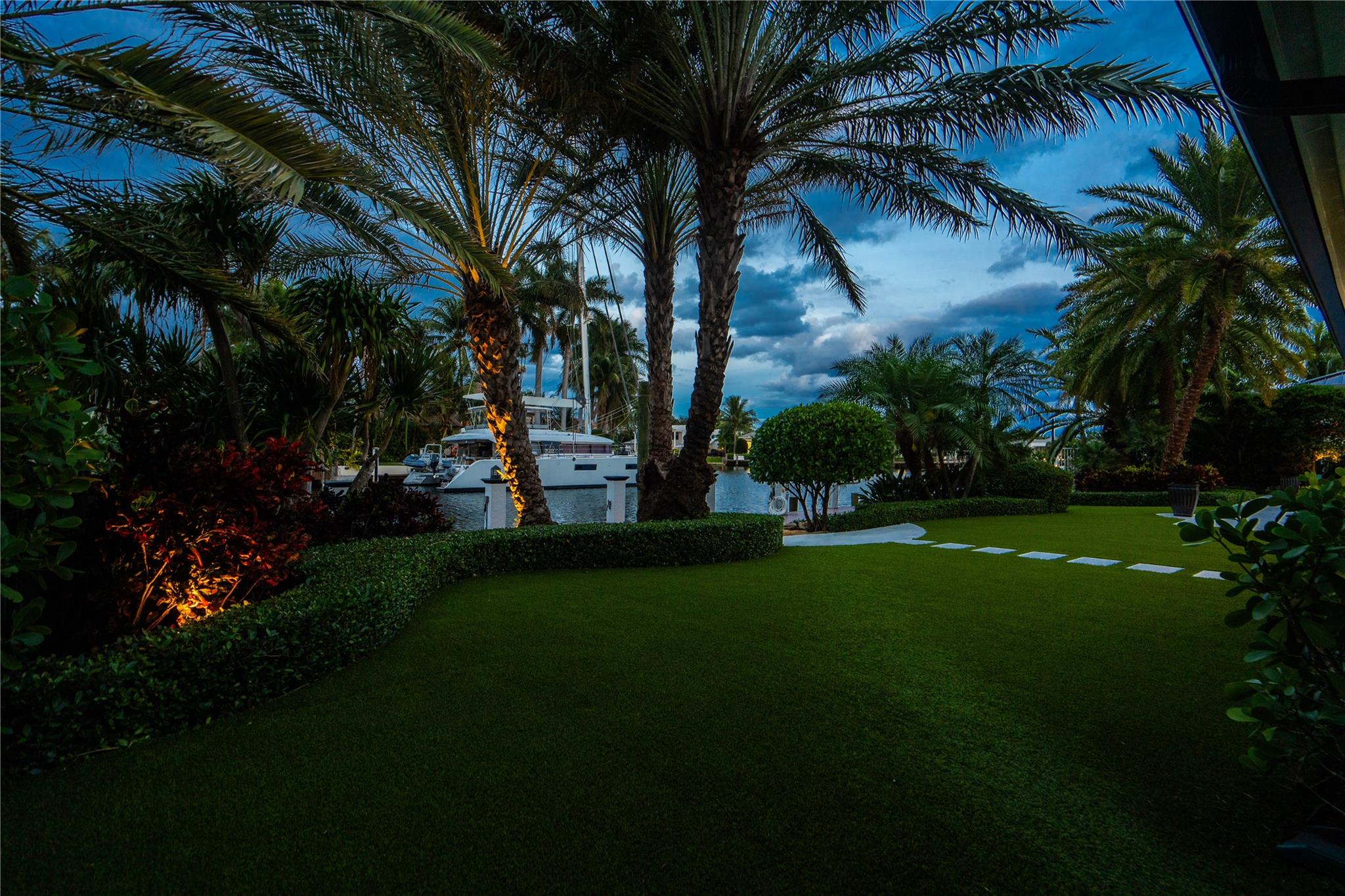 Lighthouse Point 4th Sec - Residential