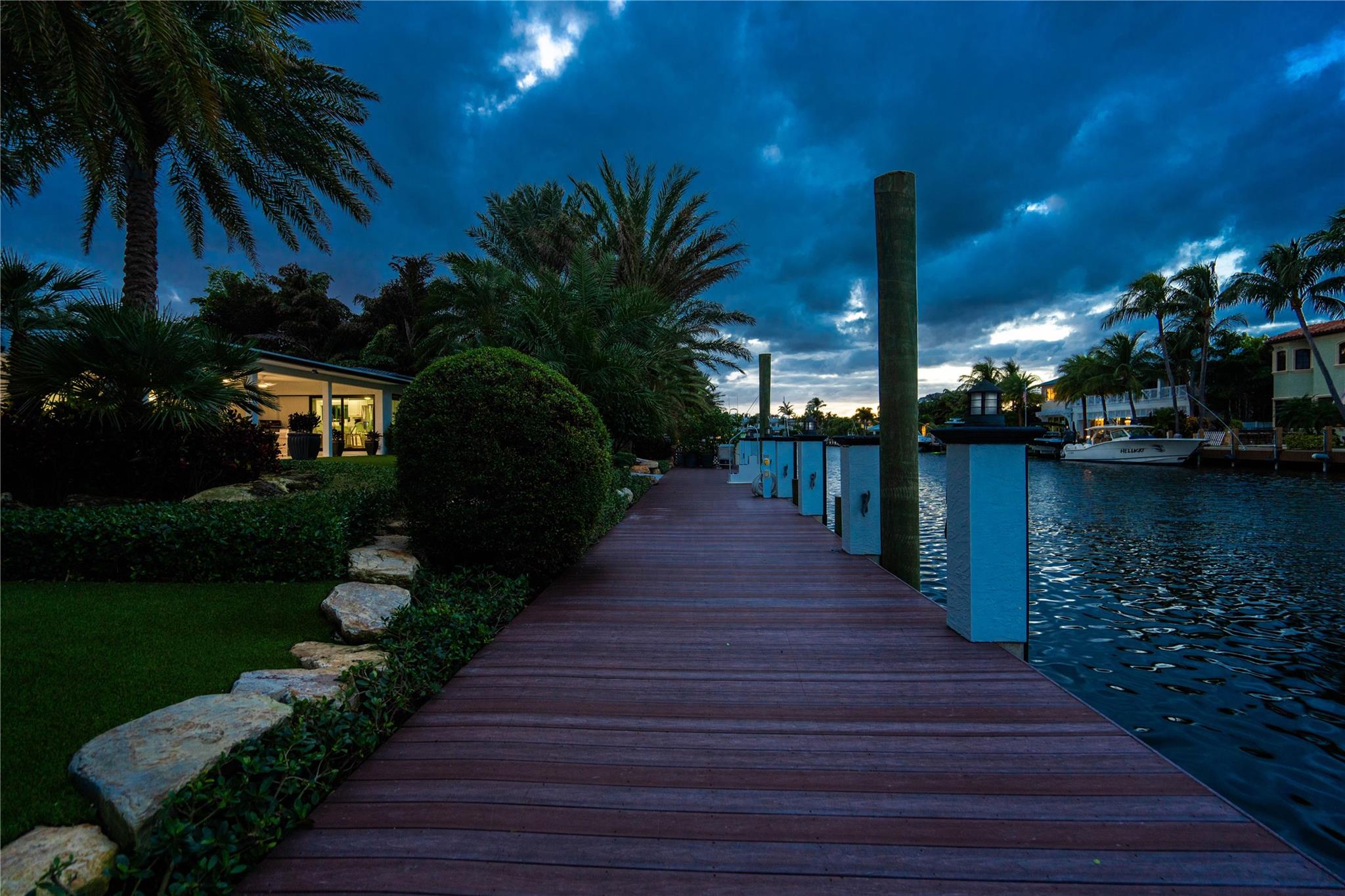 Lighthouse Point 4th Sec - Residential