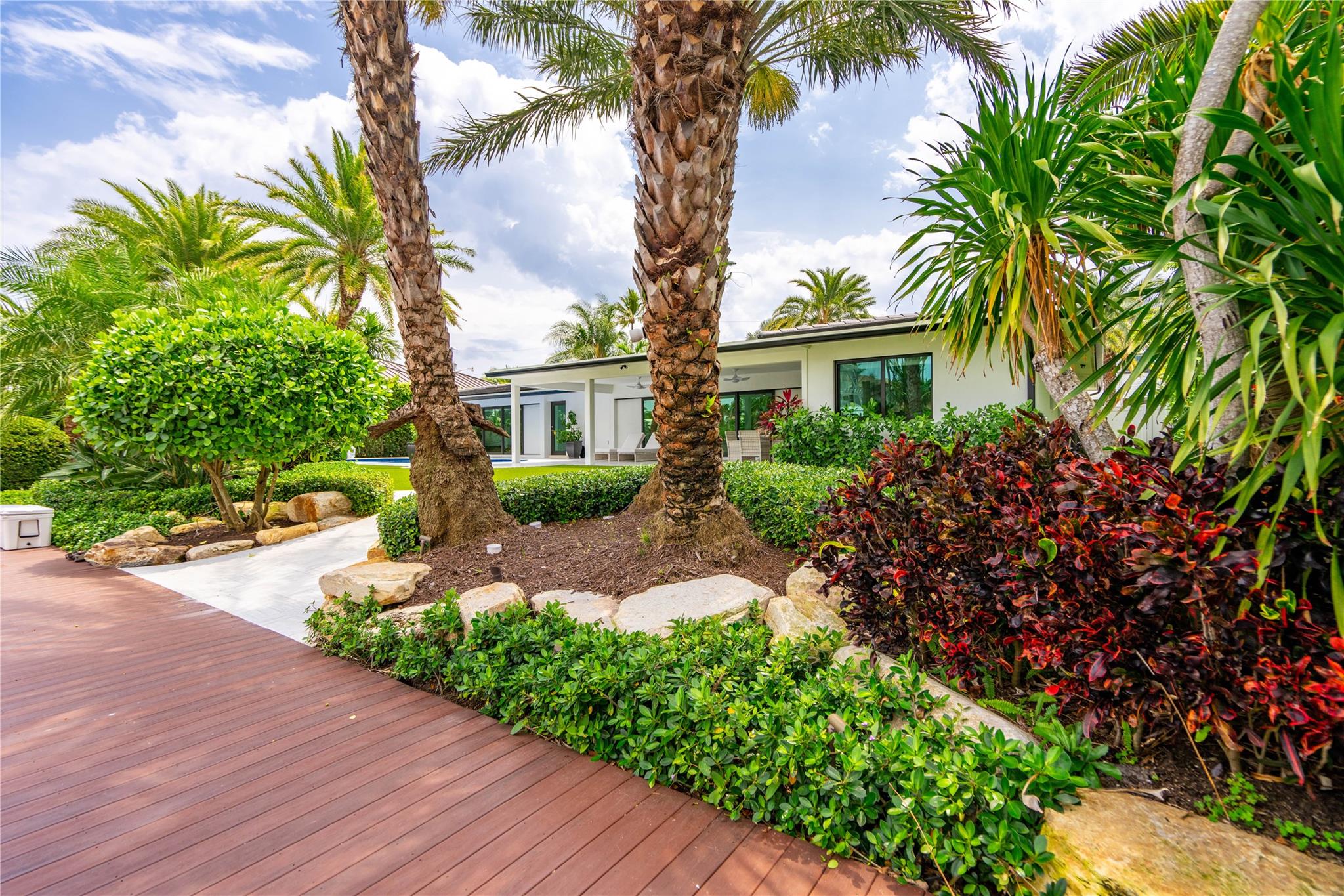 Lighthouse Point 4th Sec - Residential