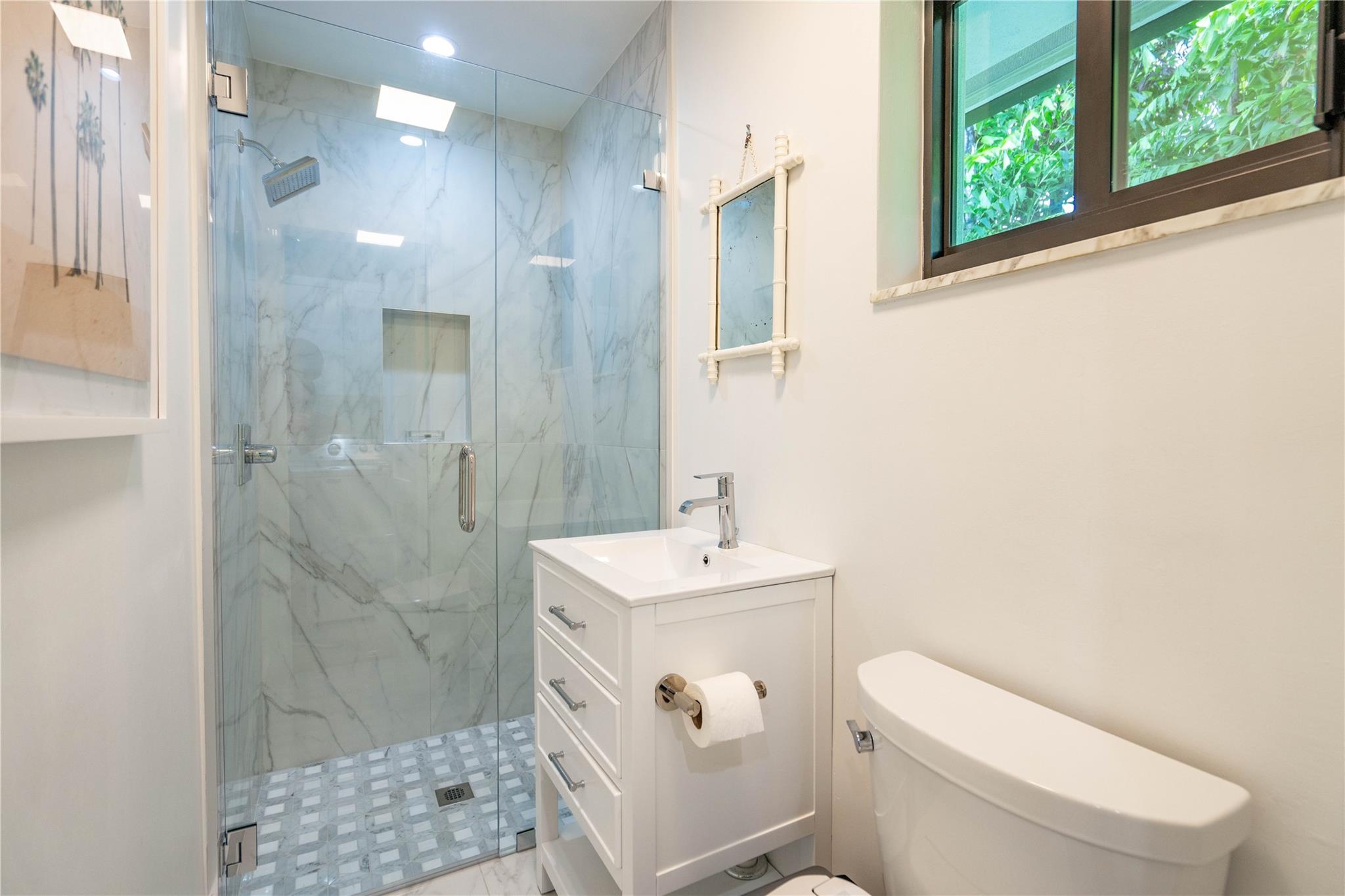 Lighthouse Point 4th Sec - Residential