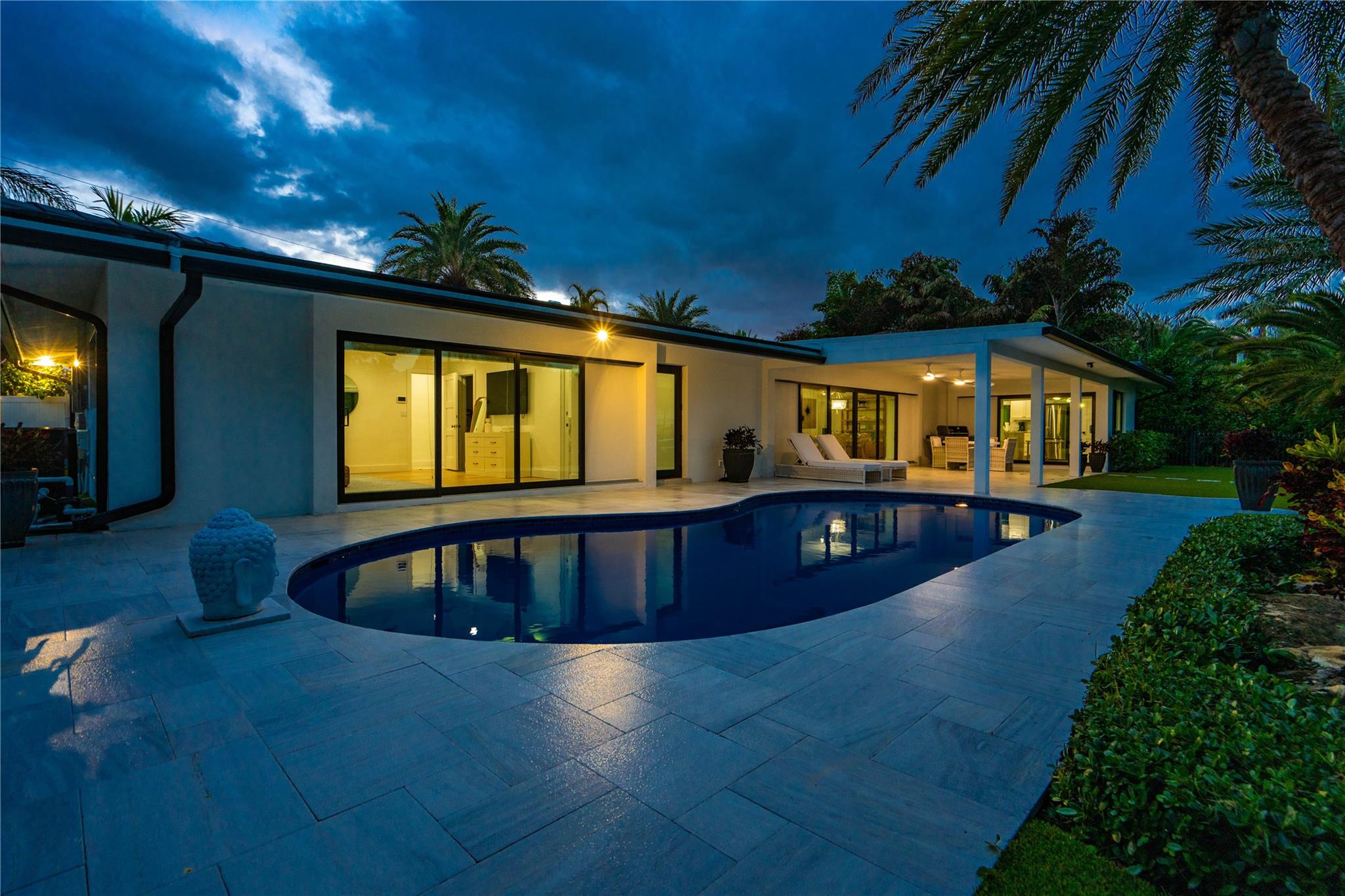 Lighthouse Point 4th Sec - Residential