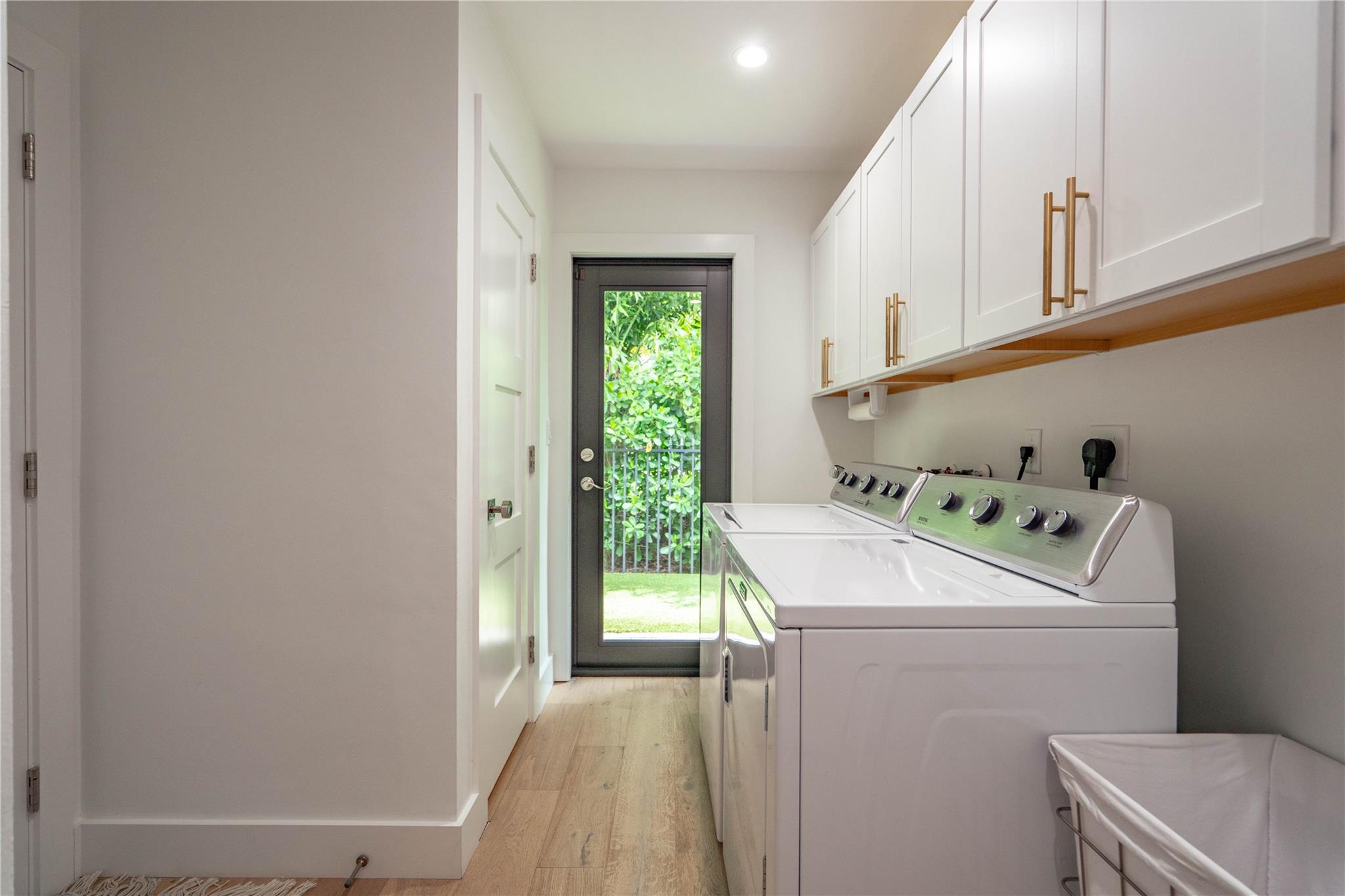 Lighthouse Point 4th Sec - Residential