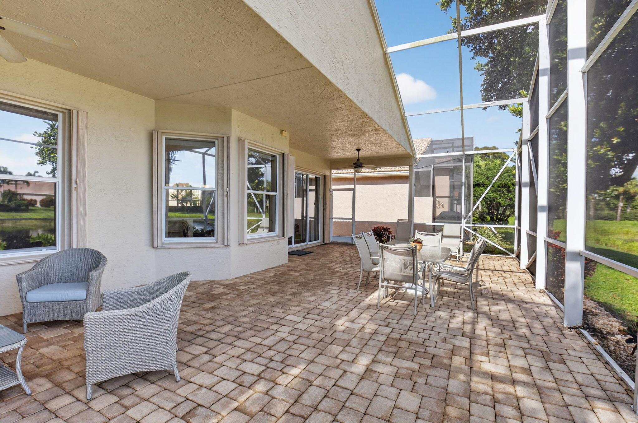 VALENCIA FALLS - Residential