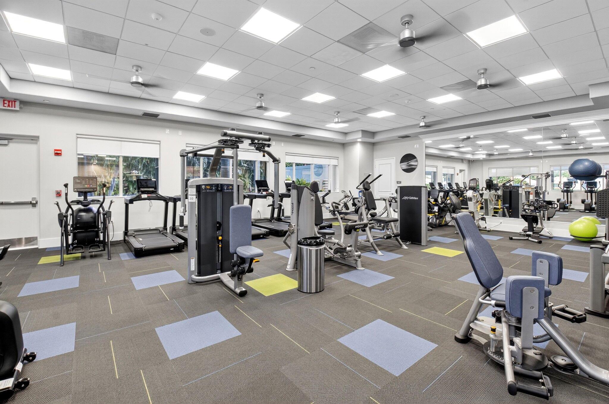 VALENCIA FALLS - Residential