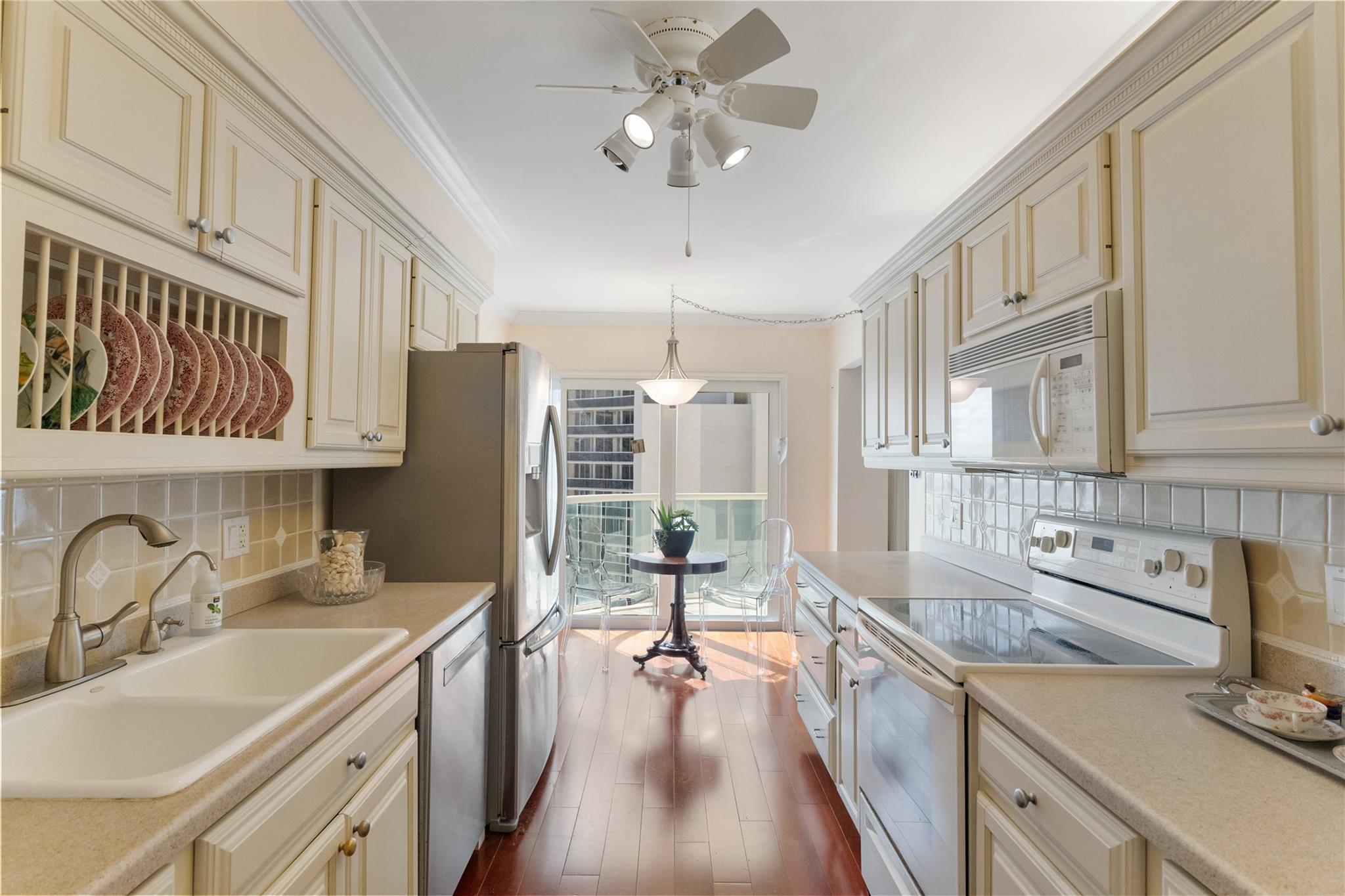 Southpoint Condo - Residential