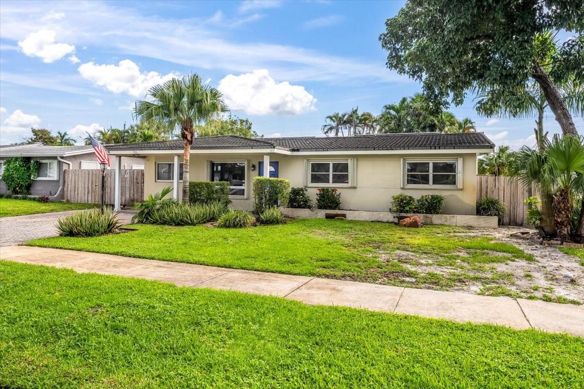 2906 NW 9th Ter