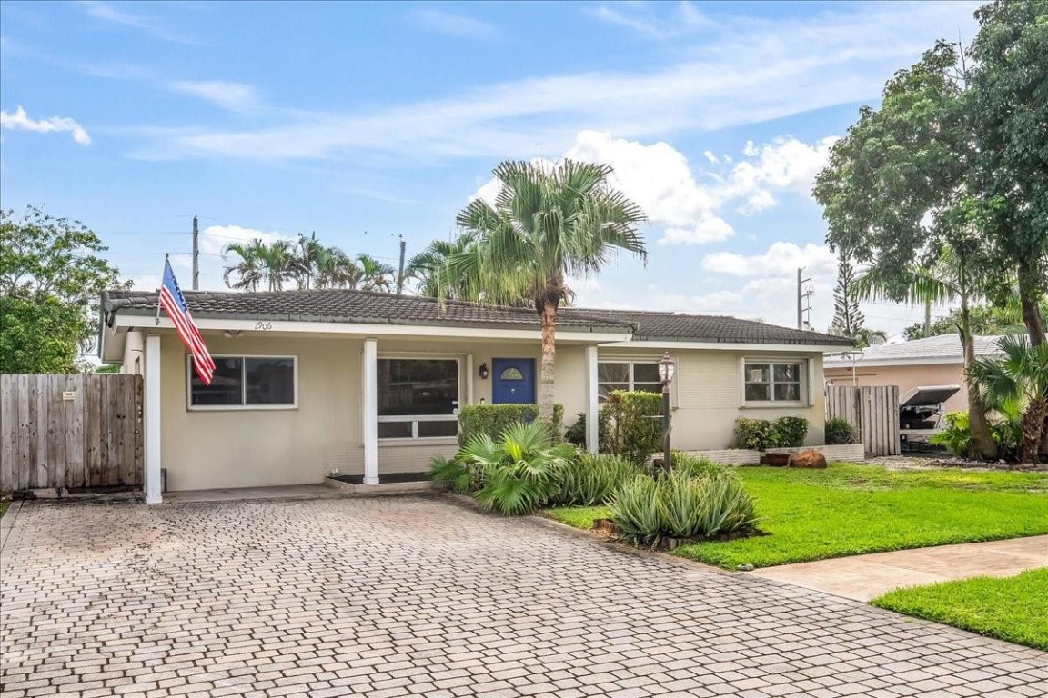 2906 NW 9th Terrace
